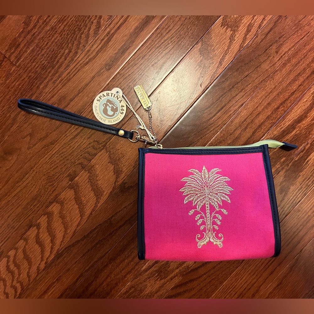 Wristlet
